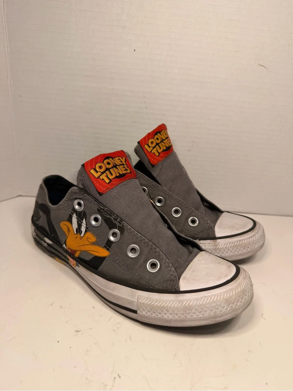 Converse Chuck Taylor All Star Lo Looney Tunes Bugs & Daffy Sneakers